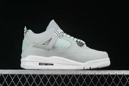 Nike Air Retro 4  Abundance