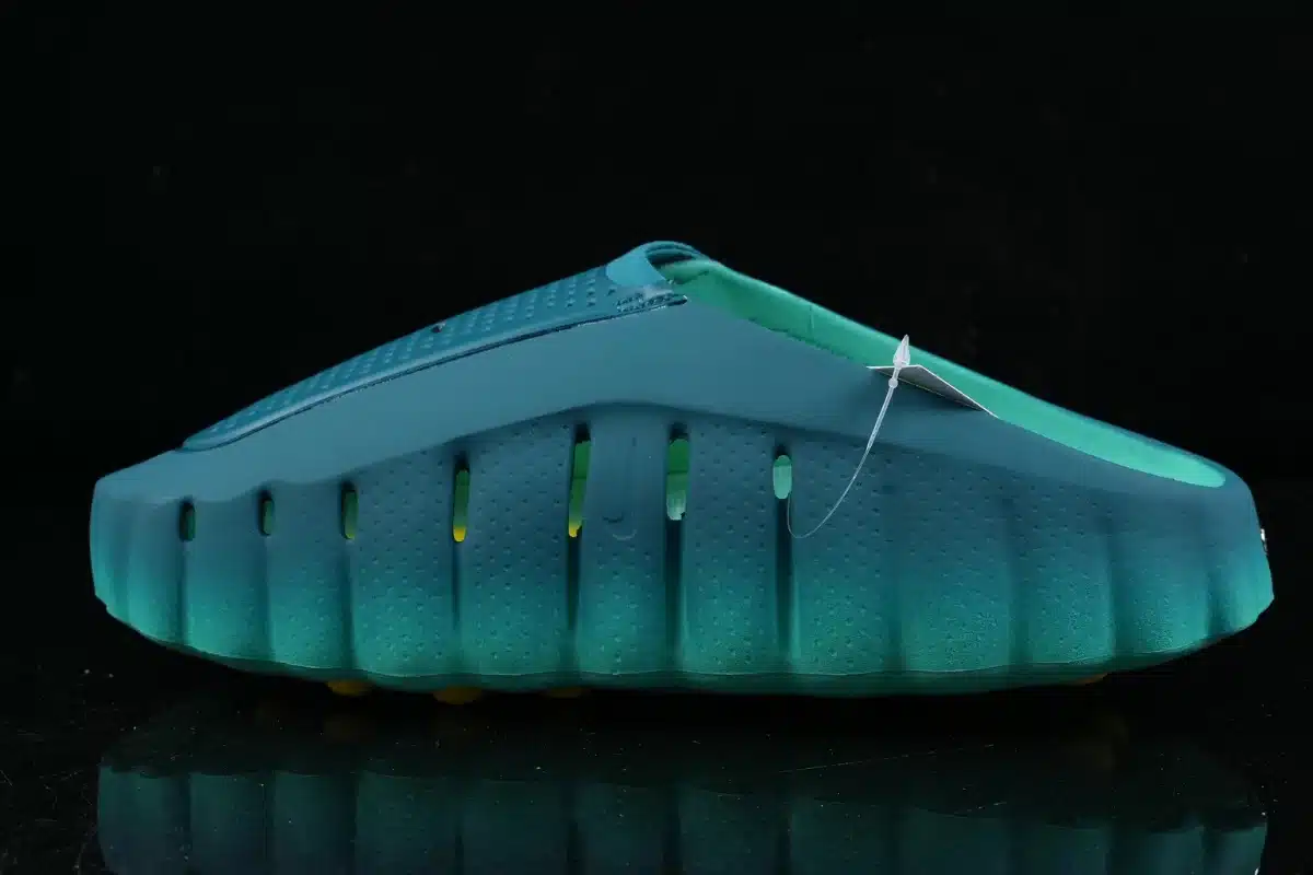 Nike Mind 001 Nike Mind 001 Slide