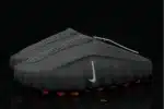 Nike Mind 001 Slide – Black/Hyper Crimson