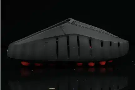 Nike Mind 001 Slide – Black/Hyper Crimson